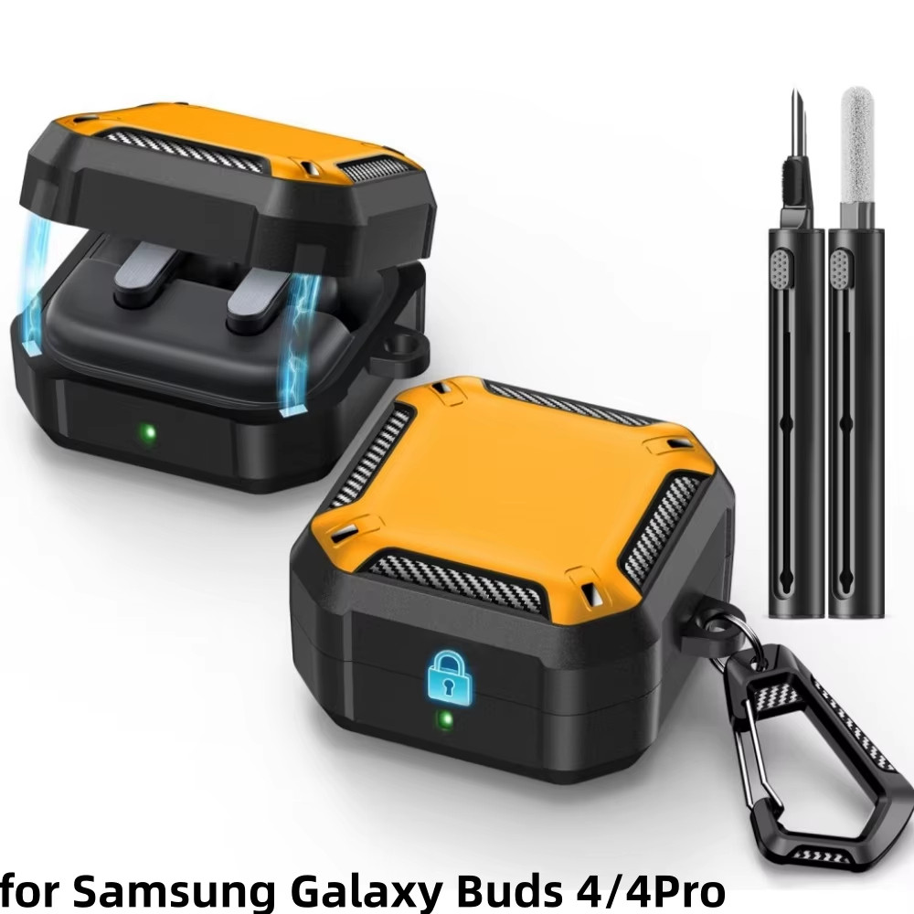 เคสป้องกัน Galaxy Buds4 / Buds4 Pro ปี2026 แม่เหล็ก4จุด ลายคาร์บอนไฟเบอร์ TPU‑PC กันตก แถมพวงกุญแจคลิป+ปากกาทำความสะอาด