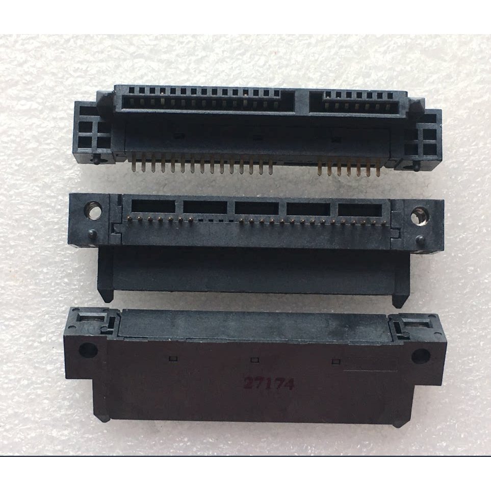 1 ชิ้น SUYIN อินเทอร์เฟซฮาร์ดดิสก์ SATA 7 +15P ซ็อกเก็ตหญิง 22P ขั้วต่อซ็อกเก็ตไปข้างหน้า