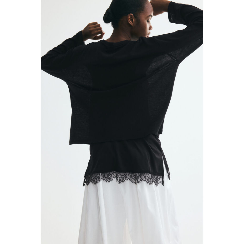 H&M توب نسائي بطبقات ودانتيل — صورة 4