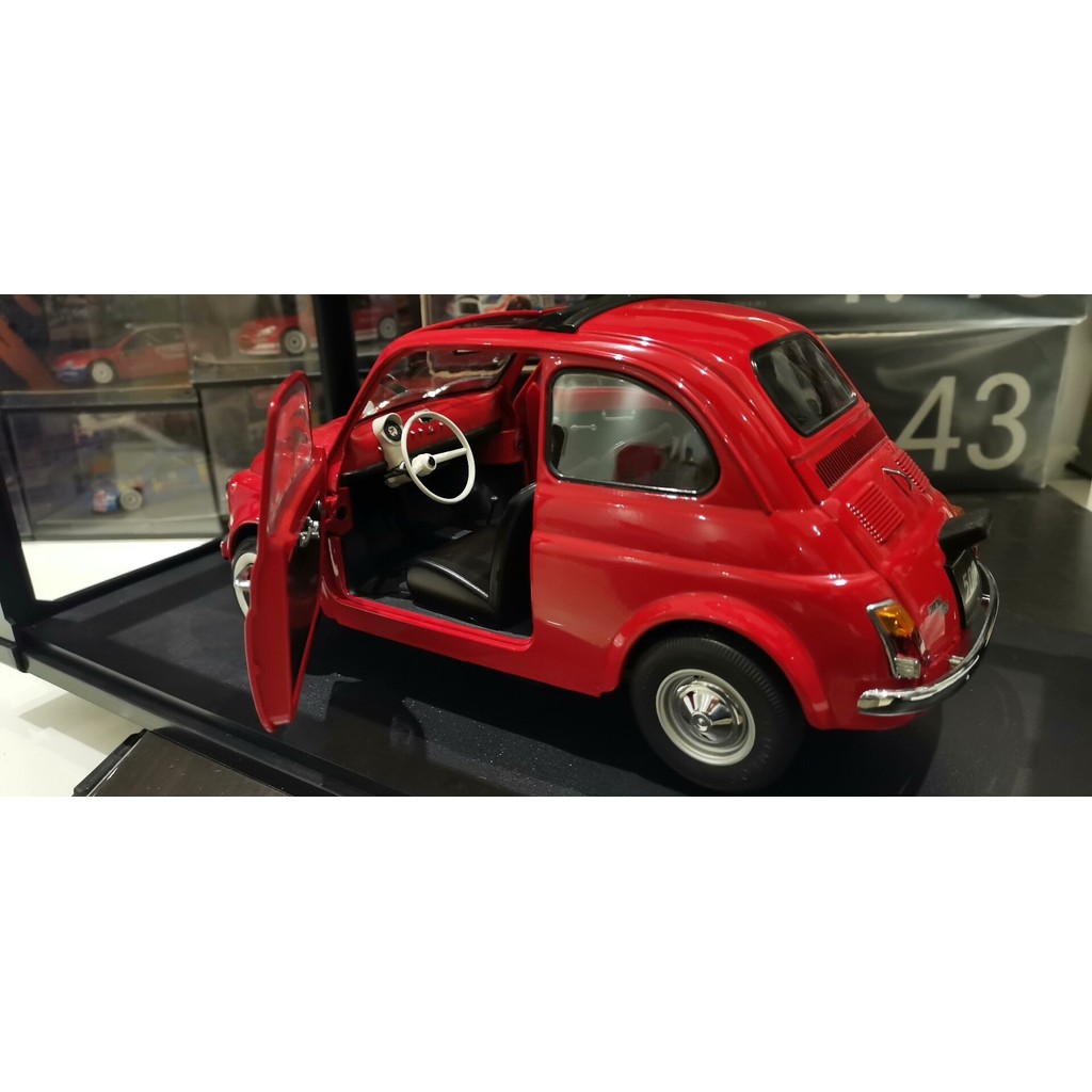 1/12 KK Fiat 500F โมเดลรถอัลลอย, สี As แสดงในภาพ, แพ็คเกจเดิมพร้อมกล่อง, พื้นผิวสีสว่าง, ประตูคู่พร้