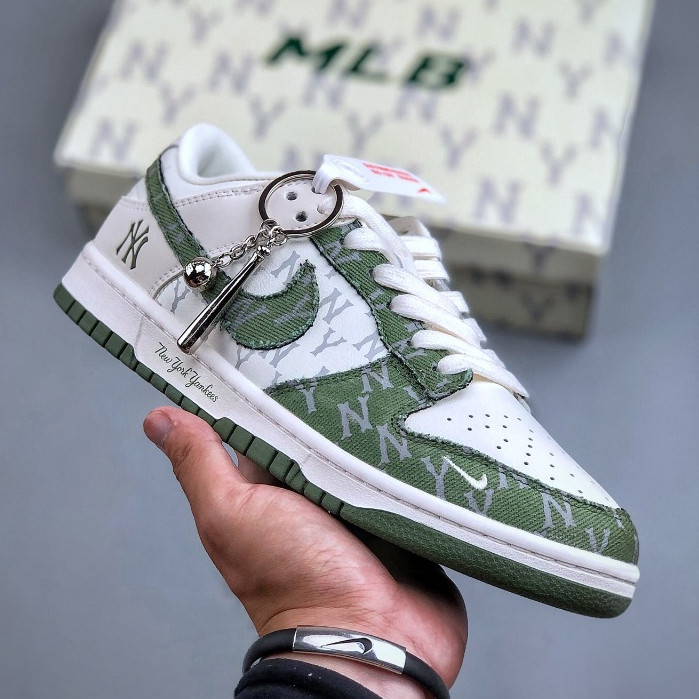 รองเท้าบอร์ดกีฬาสันทนาการ SB Du Low DQ1098-345