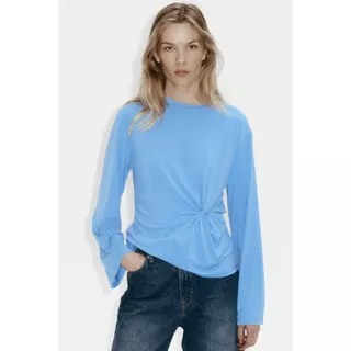 H&M(เอชแอนด์เอ็ม) เสื้อท็อปดีไซน์บิดเกลียว Women Twist-detail top 1322860_1