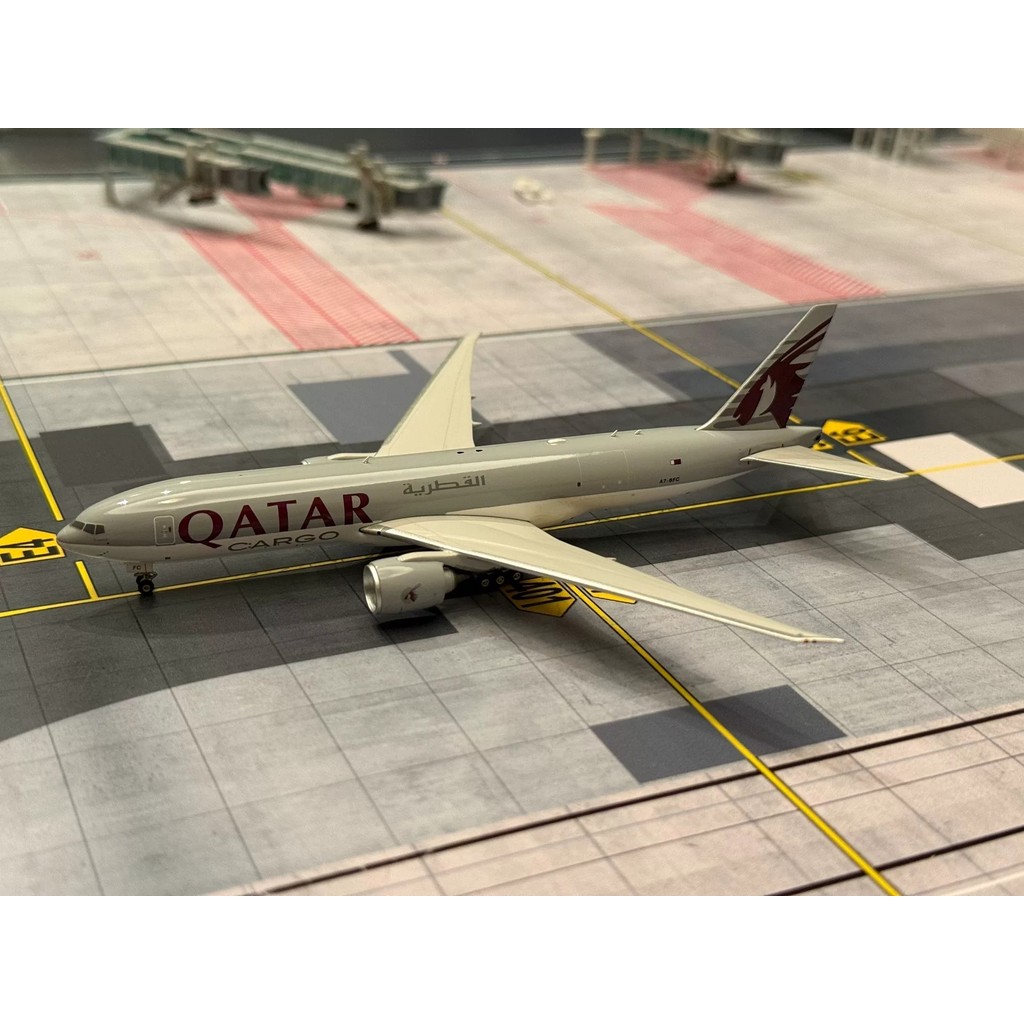 PH 1: 400 Katar Airlines Boeing 777F Cargo Aircraft A7-BFC Flawless After Default บนการจัดส่ง