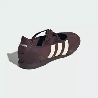 adidas ไลฟ์สไตล์ รองเท้าแมรี่เจน BARREDA ผู้หญิง สีน้ำตาล KJ2255