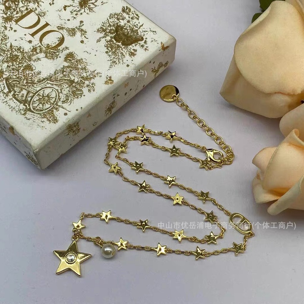 Yeah รุ่น Dijia Ds Letter CD Pearl Star สร้อยคอหญิงแฟชั่น High-End Clavicle Chain yyy8.24