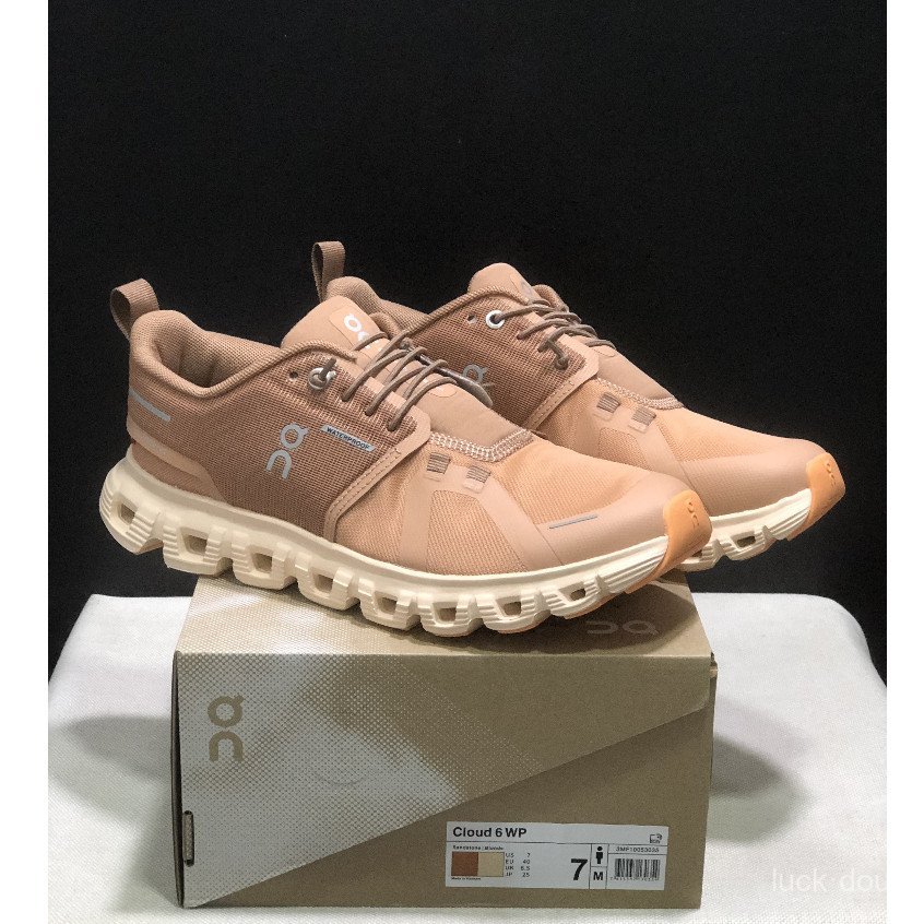 On Run Cloud 6 รองเท้าวิ่งลําลองสําหรับบุรุษและสตรีใหม่ G4Q1