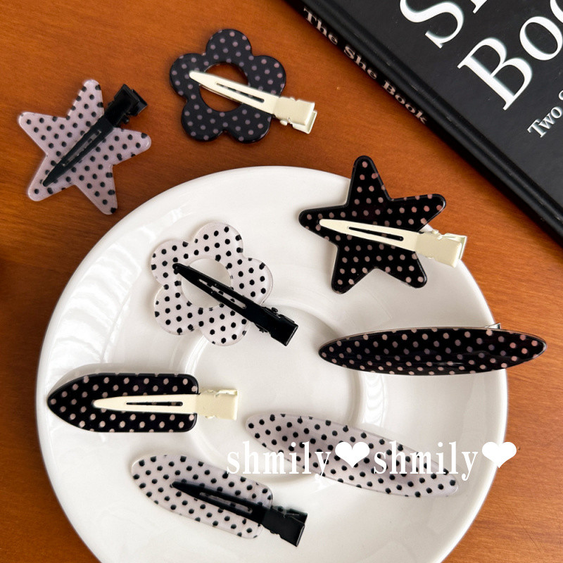 กิ๊บรูปดาวและดอกไม้แบบเกาหลี สีดำสีขาวลายจุด อะคริลิกคุณภาพดี