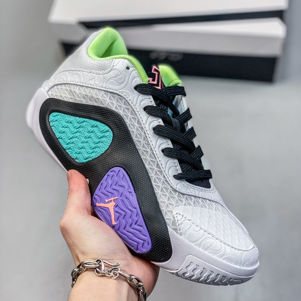 Tatum 2 Tatum 2 Shock-Absorbing ทนต่อการสึกหรอ Air Cushion รุ่นรองเท้าบาสเก็ตบอลต่อสู้จริง