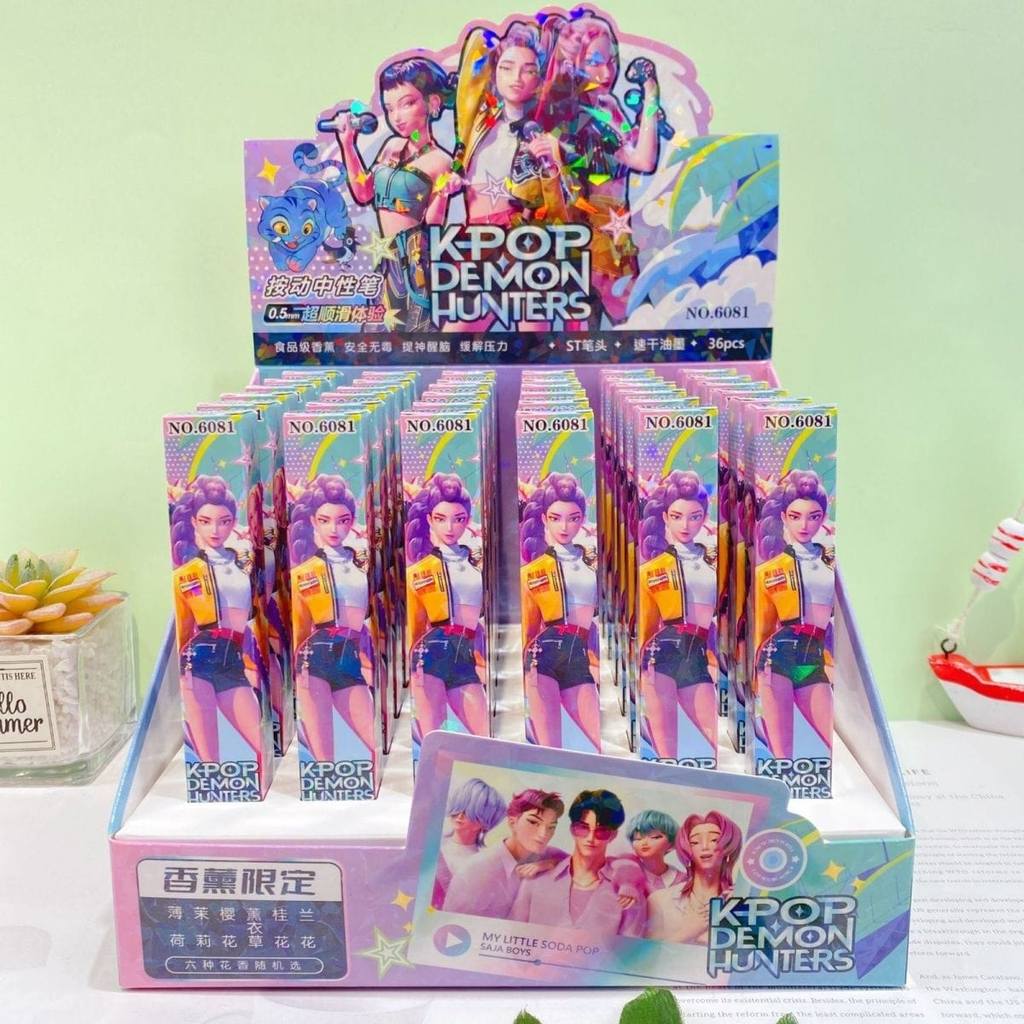 ปากกา Kotak Buta 魔หญิงกล่องปากกากล่องตาบอด K-Pop Demon Hunters 1PC 0.5 มม. 可爱卡通创意文具 น่ารัก K-Pop เคร