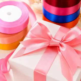 ริบบิ้นซาติน 2.5ซม. x 22ม. ริบบิ้นผ้า ทำโบว์ ห่อของขวัญ จัดช่อดอกไม้ DIY งานแต่ง พร้อมส่ง COD