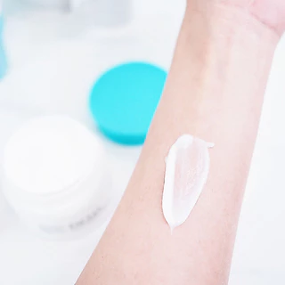 Beauty Buffet Scentio Milk Plus Bright And White Facial Day Night Cream 50ml ครีมน้ำนมบำรุงผิวหน้าสูตรเข้มข้น.