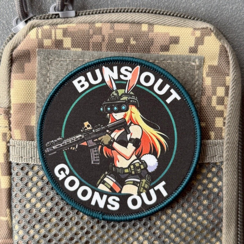 Buns Out Goons Out Patch Badge การพิมพ์ตะขอและห่วงกระเป๋าเป้สะพายหลังเสื้อผ้าอุปกรณ์เสริมสติกเกอร์ A