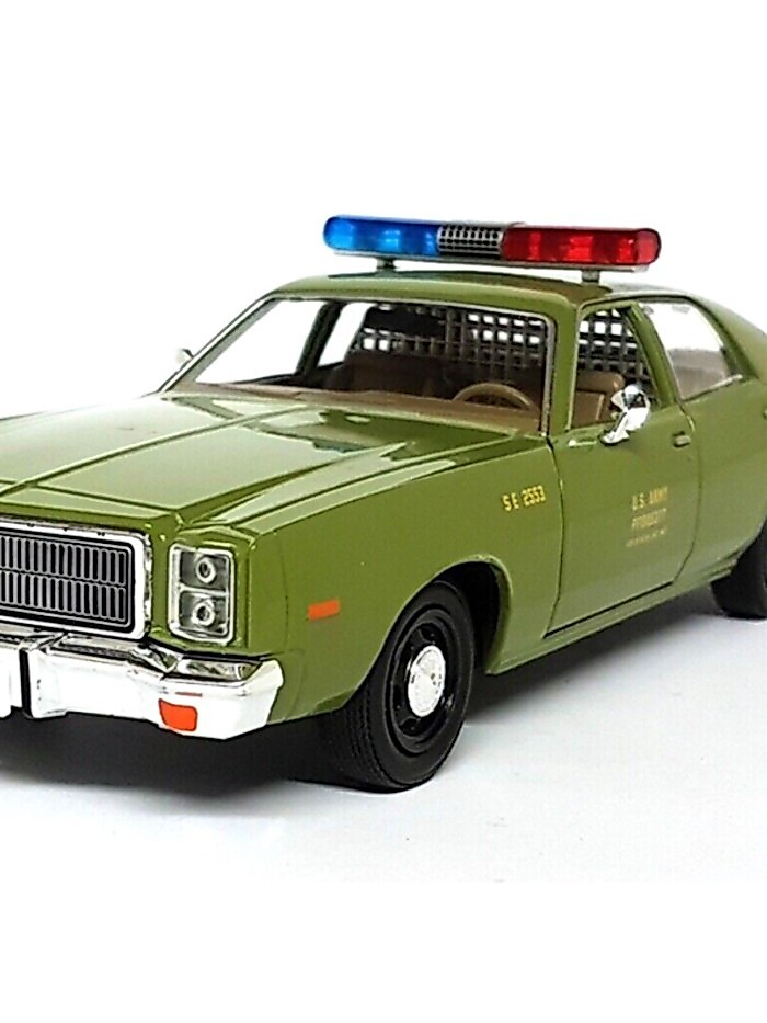 การค้าต่างประเทศ 1 24 Plymouth Fury A-TEAM รถตํารวจอเมริกันโมเดลรถโลหะผสมโมเดลรถรุ่นลิมิเต็ด