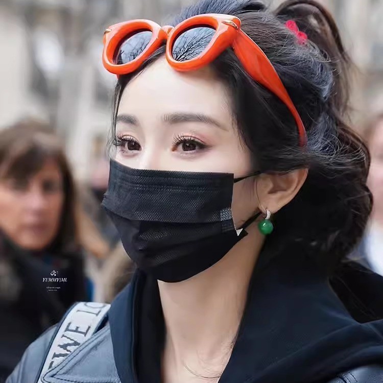 Yang Mi กรอบหนา Bubble แว่นตากันแดดสีแดงรอบแว่นตาแฟชั่น Y2K กรอบใหญ่ข้าวเล็บแว่นตากันแดดหญิง 7.17.al