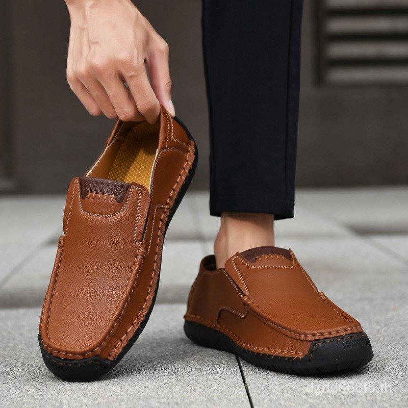 ขายร้อนผู้ชายLoafersเท้าLoafers Hand-Stitched Casualรองเท้าหนังSoft-Soled Peasรองเท้าสบู่