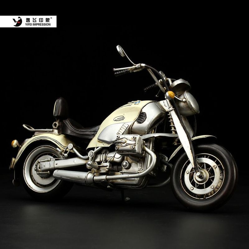 Retro Tin Motorcycle Model Jewelry BMW r1200c Movie 007 Motorcycle Home Living Room Decorative z