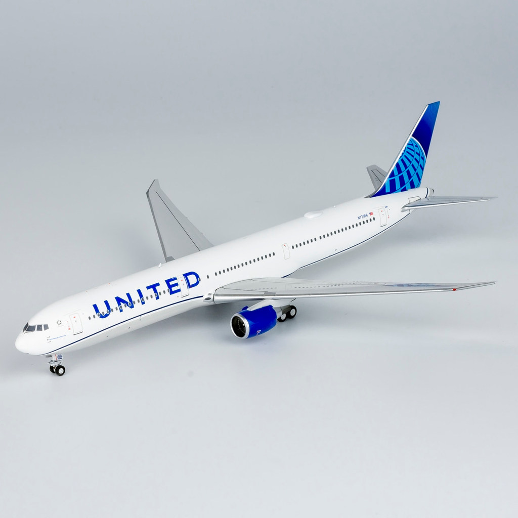 NG 18001 1/400 United Airlines โบอิ้ง 767-400ER N77066 รุ่นความยาว 15CM