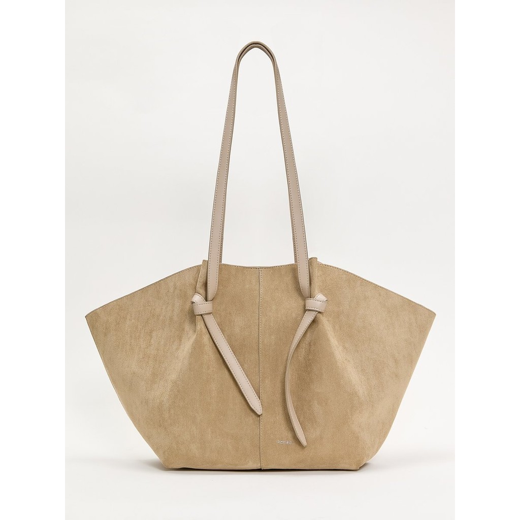 [Pomelo] กระเป๋าทรงโท้ทผ้ากำมะหยี่ / Suede Tote Bag
