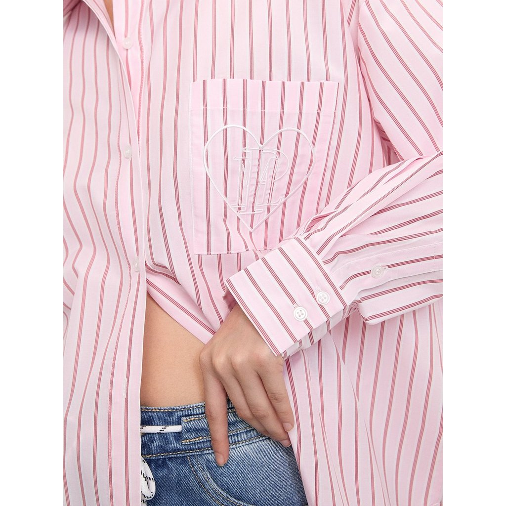 [Pomelo] เสื้อเชิ้ตลายทางดีเทลปักหัวใจ / Heart Embroidered Striped Shirt — صورة 3
