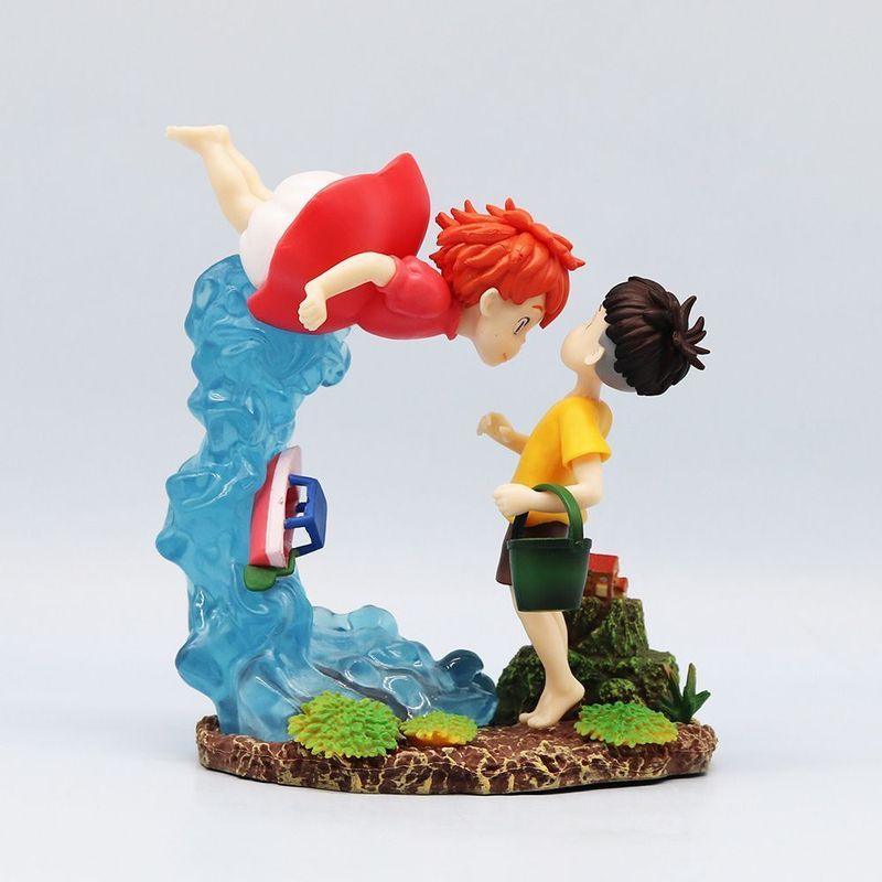 เครื่องประดับตั้งโต๊ะในครัวเรือน ตู้ปลาปลาทองทํามือของฮายาโอะมิยาซากิ Ponyo ขนาดเล็กและ Sosuke Ponyo