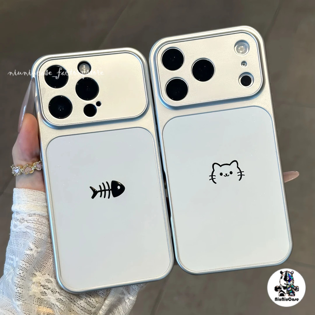 แมวลายเส้นเรียบง่าย กระดูกปลา เคสไอโฟน17 For IPhone 17 12 11 16 15 14 13 Pro MAX 16 Plus เคส  ชุบโลหะ  เปลี่ยนในพริบตา
