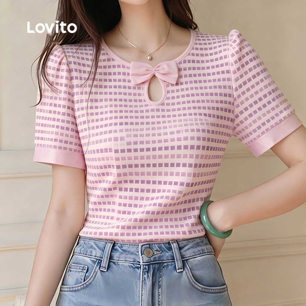 (New Arrival) Lovito เสื้อยืดผู้หญิงแบบสบาย ๆ ตัดลายโบว์ สําหรับฤดูใบไม้ผลิและฤดูร้อน LK7LBD013