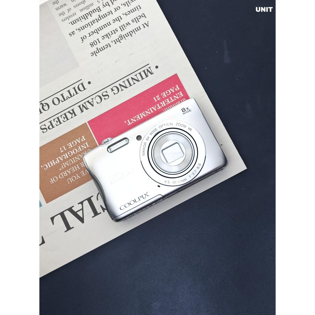 Used Nikon Coolpix S3700 silver Digital Camera [No charger] #20075751
