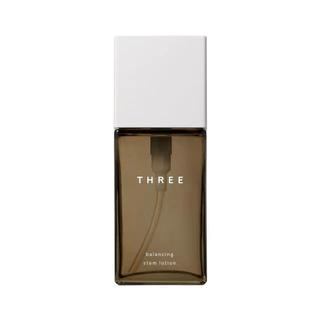 THREE Balancing Stem Lotion 120 mL บาลานซ์ซิ่ง สเตม โลชั่น เนื้อบางเบา ปลอมประโลมและให้ผิวชุ่มชื้น