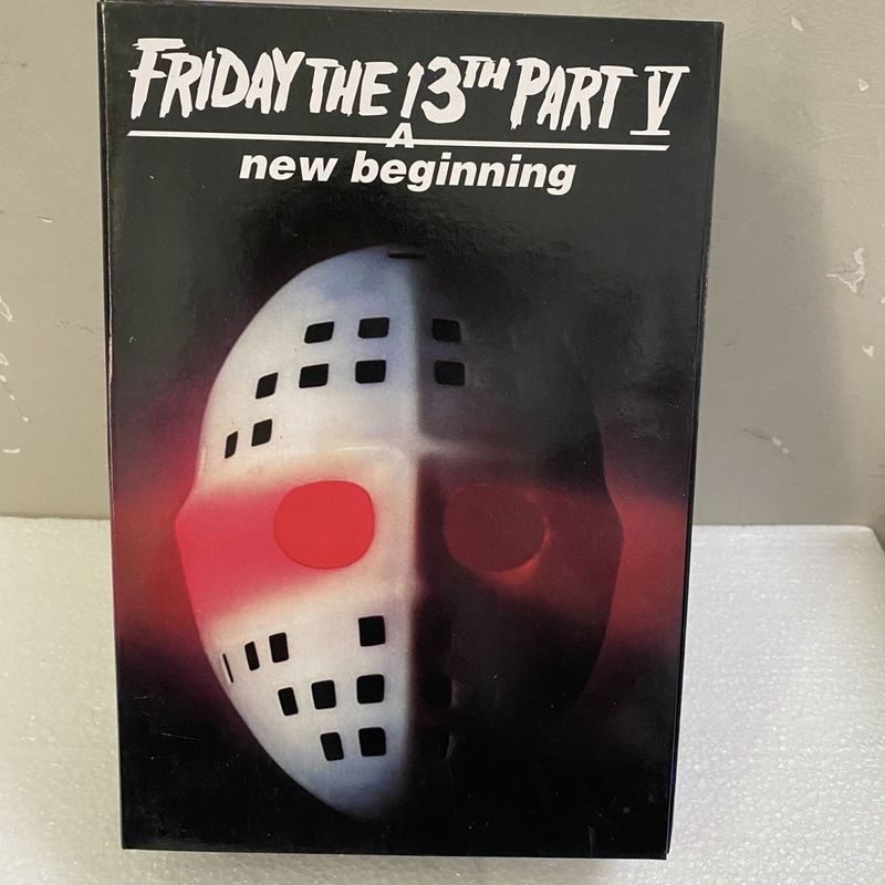 【พร้อมส่ง】NECA 39721 Jason Roy Burns Roy No. 13 Week 17 23cm Joint Hands-on Model