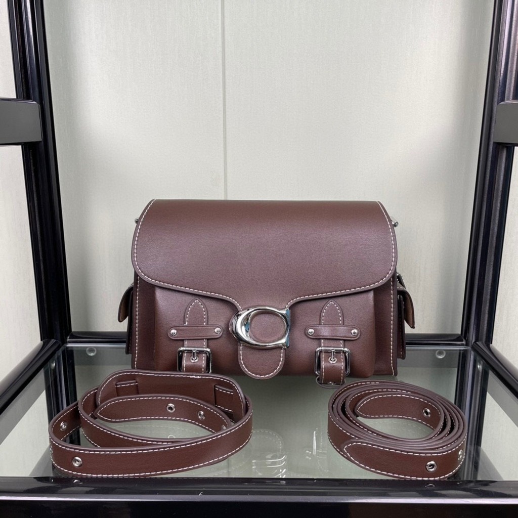 IQKP New2026 Co--h Fashionable single-shoulder crossbody bag, vintage flap casual biker bag