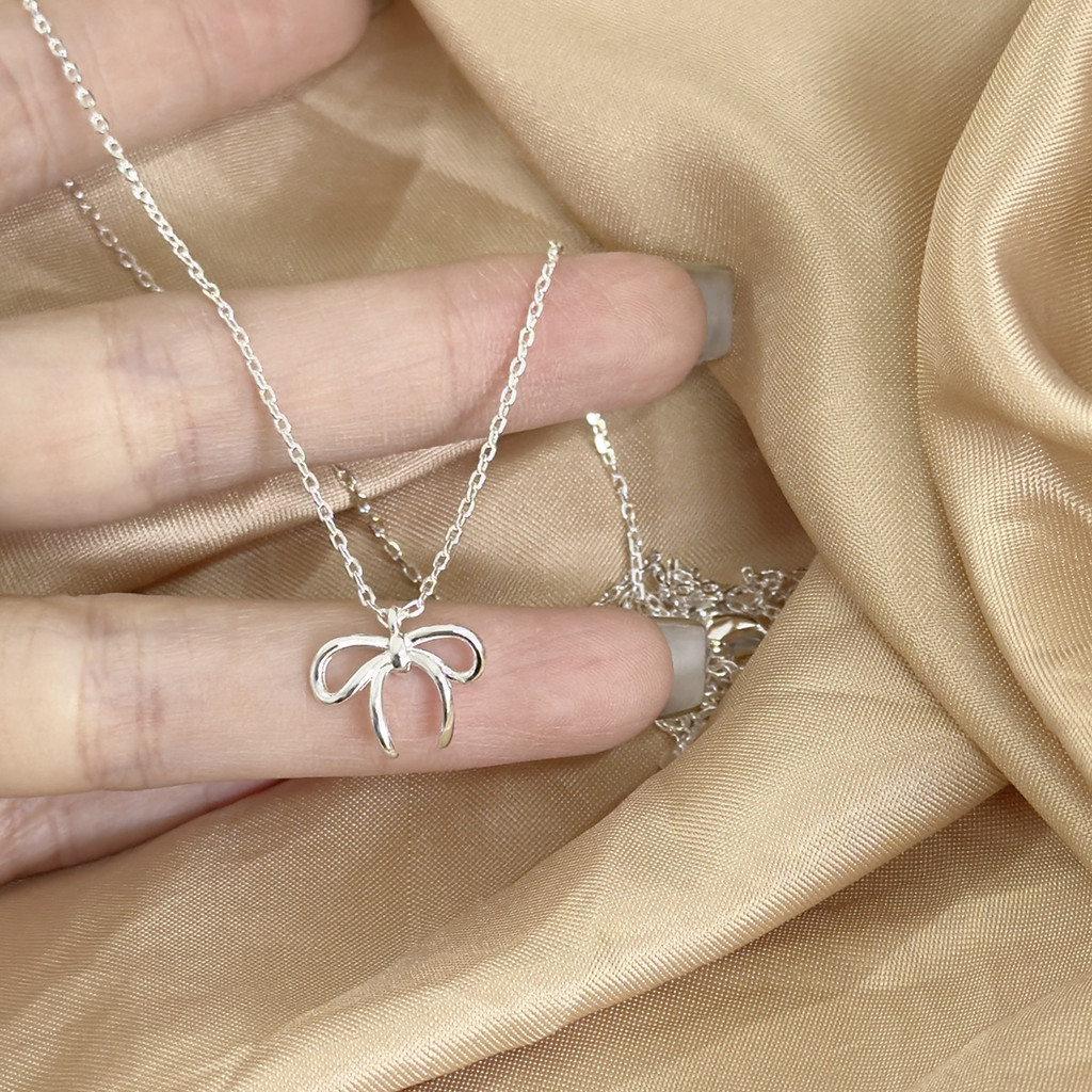 สร้อยคอริบบิ้นแฟชั่นดีไซน์หรูหราจาก Yusu สำหรับคนรักความเป็นเอกลักษณ์