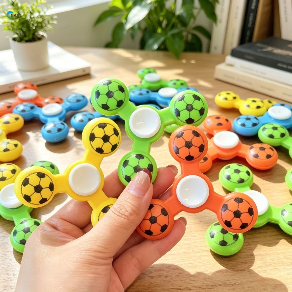 Creative Football Spinner Toy - Finger Fidget Spinner สําหรับเด็กอนุบาลของขวัญ