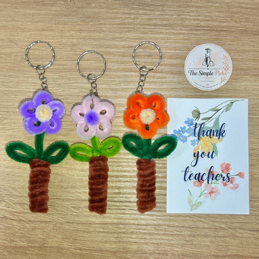 [ผู้ขาย SG] 3 ชิ้นพวงกุญแจดอกไม้ทําด้วยมือท่อทําความสะอาด Fuzzy Wire ครูวันปัจจุบัน