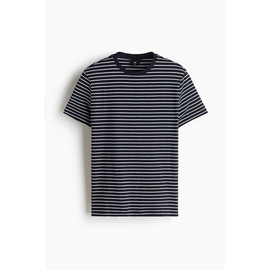 H&M(เอชแอนด์เอ็ม) เสื้อยืดทรง Slim Fit คอ Round-neck ผู้ชาย 0570002_25
