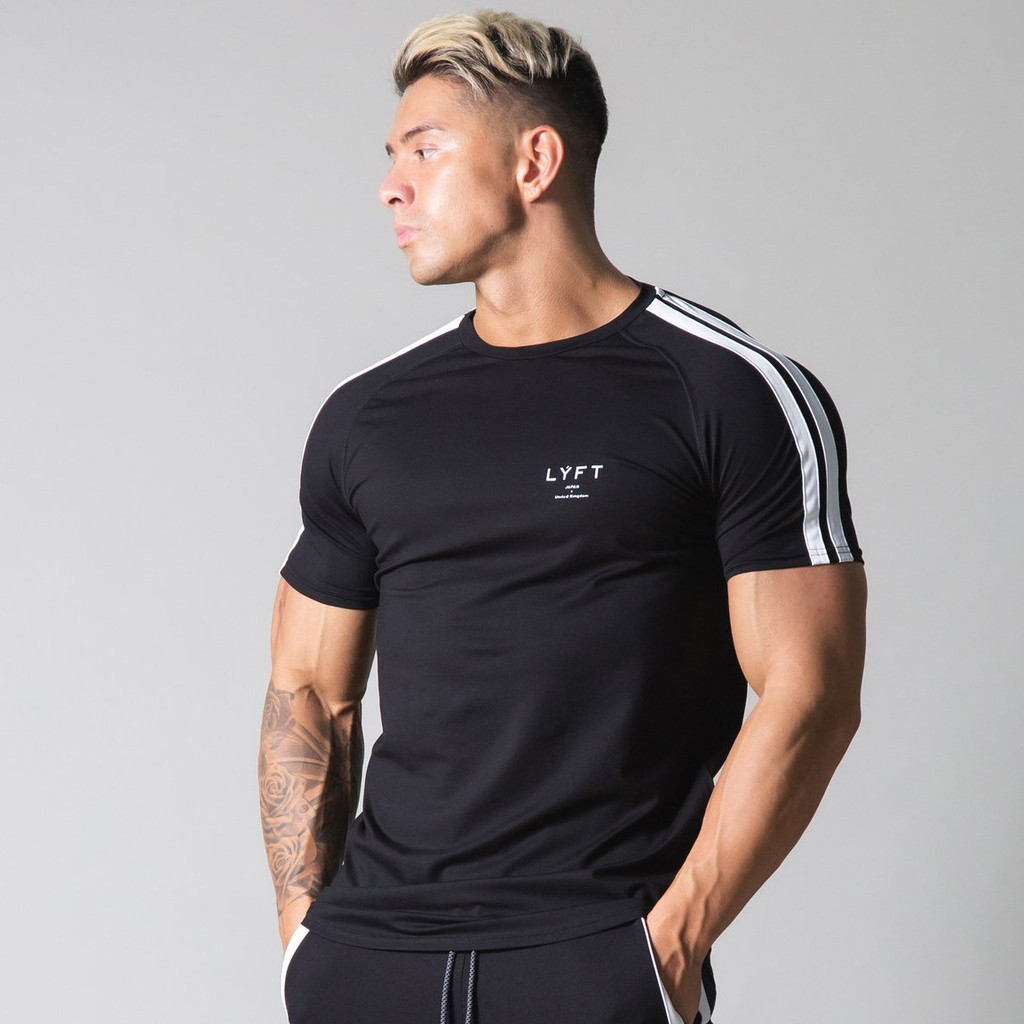 LYFT ฟิตเนส Xinjiang Cotton Slim-Fit เสื้อยืดยืดหยุ่นสูง Quick-Drying การฝึกอบรมชุดรอบคอวิ่งแขนสั้น 