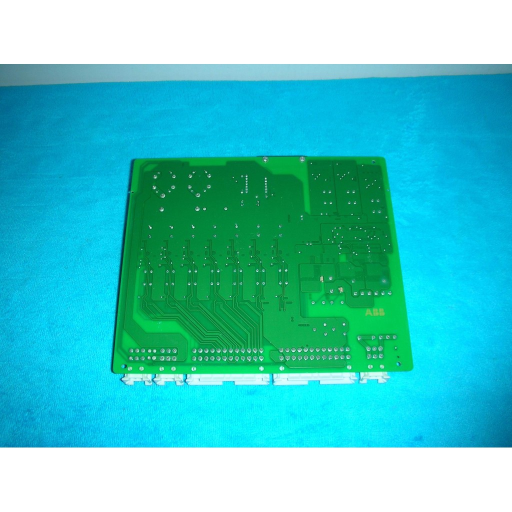 ABB CP8B94V-0/E243951/3L07-99-1 VCA.V0705.1 ยินดีต้อนรับ