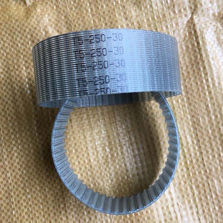 T5-370T5-475T5-380/385T5-390T5-400 ยูรีเทนลวดเหล็ก Synchronization เข็มขัดเกียร์เข็มขัด