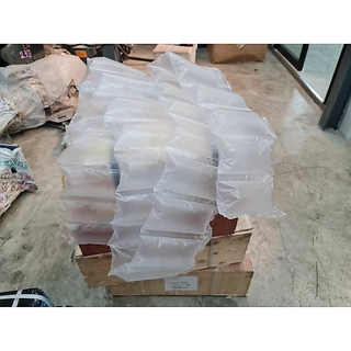 1 ม้วน 30 ลูก บับเบิ้ลกันกระแทก หมอนกันกระแทก air bubble ขนาด 20x10 cm.