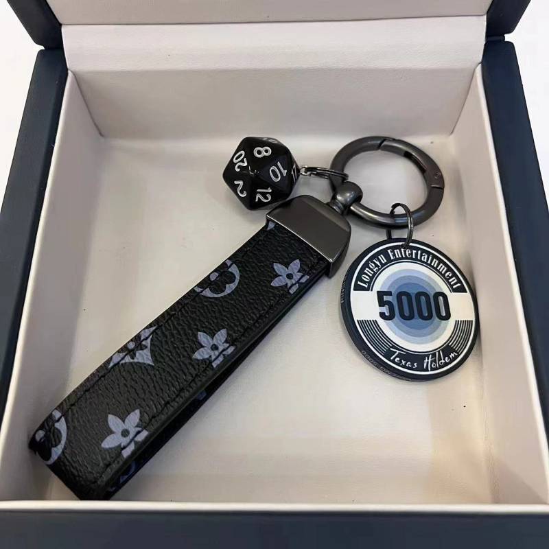 Creative Car Chip Dice Keychain Creative Fashion Accessories High-End Plaid Horse Iron Button Key Ri