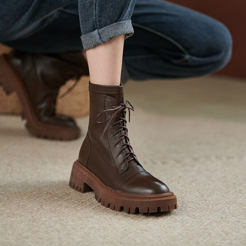 Martin รองเท้าผู้หญิง 2026 หนา Soled Lace-Up รอบ Toe British Martin รองเท้า Breathable รองเท้า