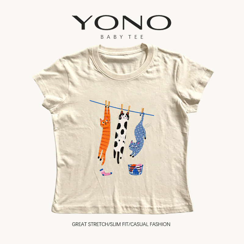 (พร้อมส่ง24ชม.) YONO เสื้อยืดผู้หญิง Baby Tee ทรงเข้ารูป ลายแมวแขวนผ้า น่ารักสไตล์เกาหลี เสื้อแฟชั่นผู้หญิง ใส่ได้ทุกวัน