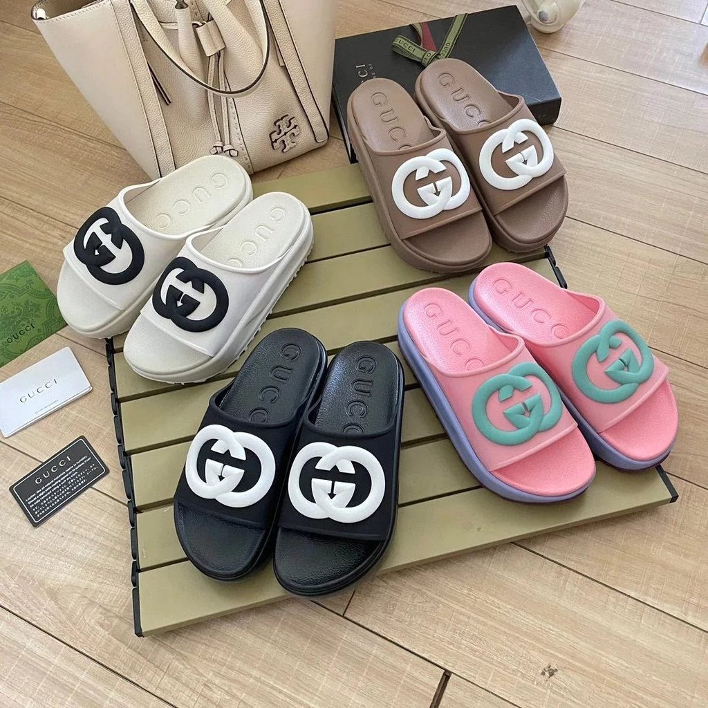 Gucci G Home Flip-Flops รองเท้าแตะกลางแจ้งของผู้หญิง 2023 สไตล์ใหม่ฤดูร้อน Flat-Soled รองเท้าแตะเพิ่