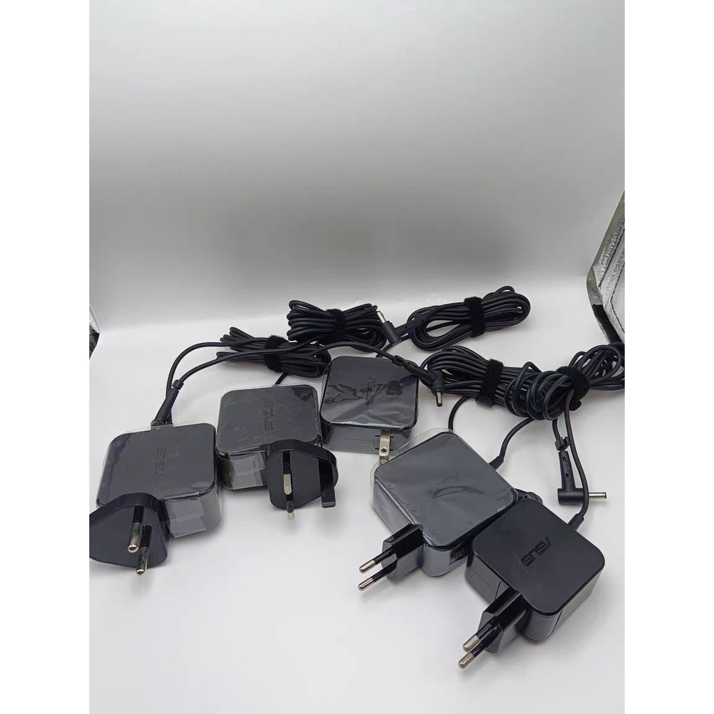 British Standard Asus Lingyao AC3000 AX6600 เราเตอร์ XT8 อะแดปเตอร์แปลงไฟ 19V1.75 2.37 12V3A