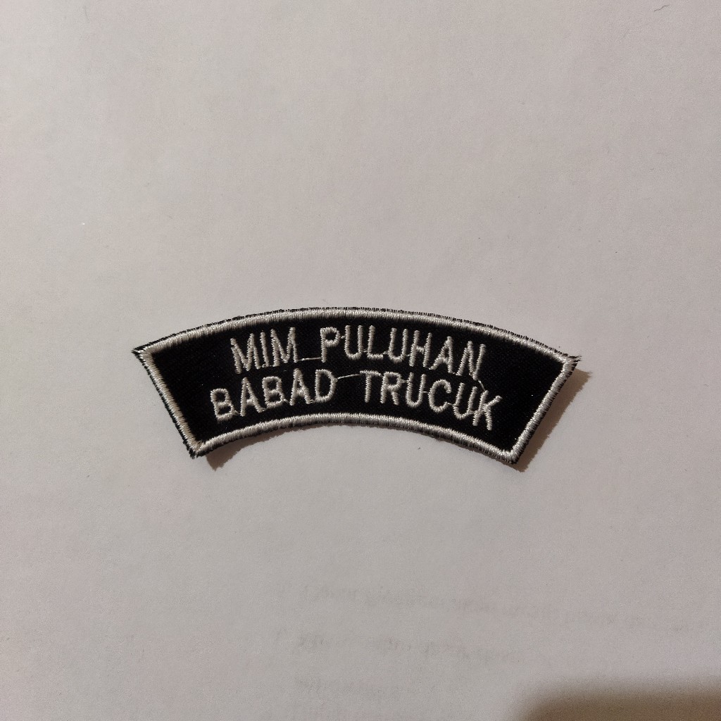School Location เย็บปักถักร้อย Bet ขนาด 8x2.8 CM เย็บปักถักร้อยพรีเมี่ยมมีให้เลือกหลายสีสามารถขอโรงเ