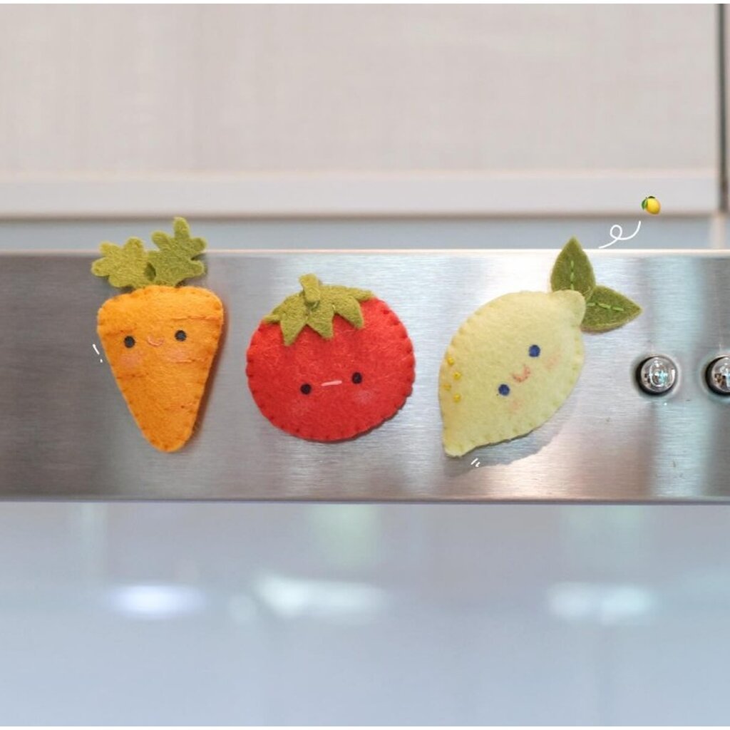 Omocha | Handmade magnet แม่เหล็กติดตู้เย็น งานฝีมือผ้าสักหลาด ราคา ถูกที่สุด ดีลบีเคเค