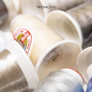 ด้ายมัน ด้ายไนล่อน เบอร์ 40 หลอดเล็ก ความยาวด้าย 500 เมตร ยี่ห้อวีนัส