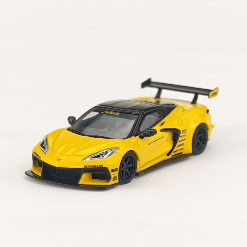 พร้อมส่ง FM Fine รุ่น 1: 64 โมเดลรถ Chevrolet Corvette C8LB Corvette C8
