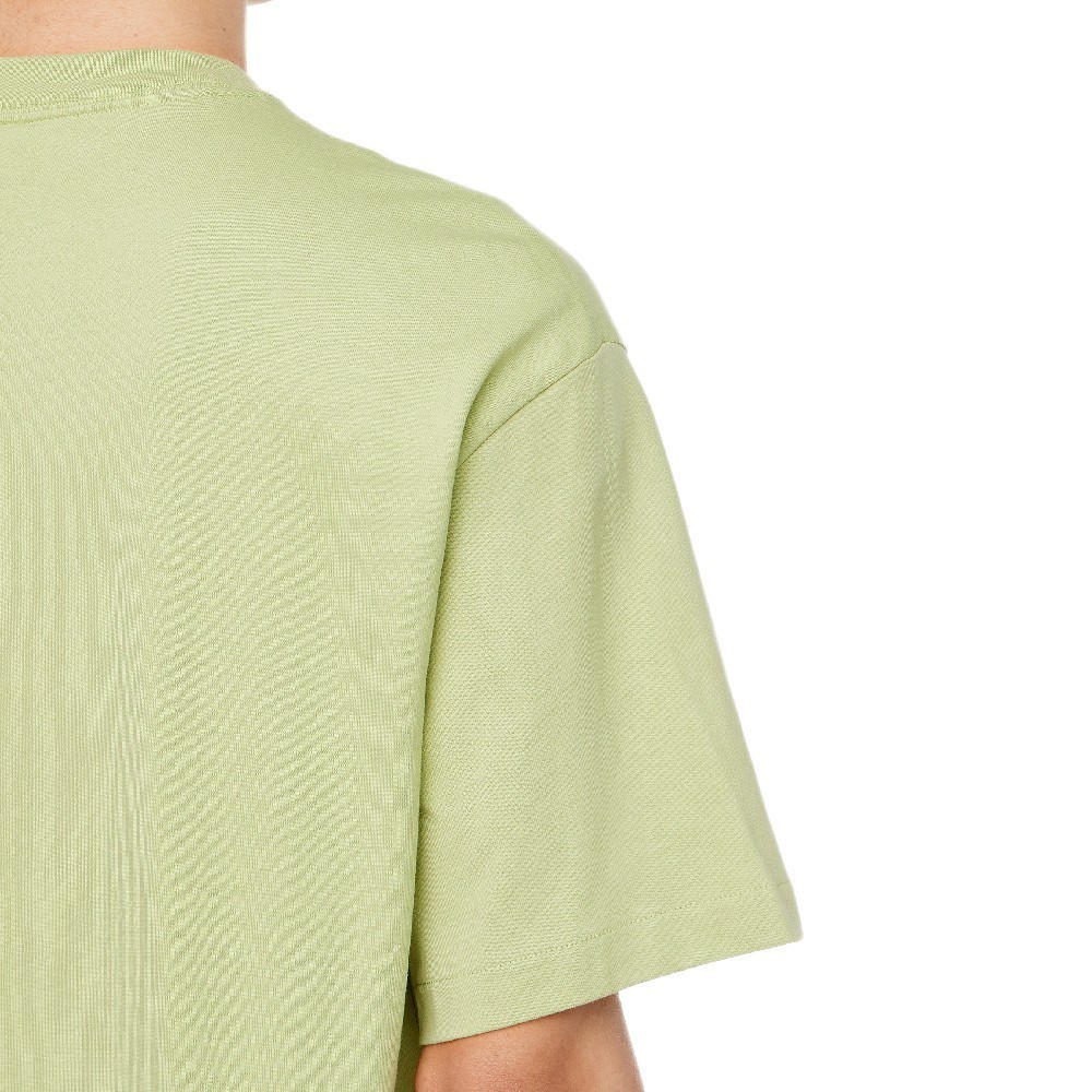 CALVIN KLEIN เสื้อยืดคอกลมแขนสั้นผู้ชาย Standard Logo ทรง Relaxed รุ่น 40HM228 VSV - สีเขียวอ่อน - รูปที่ 3