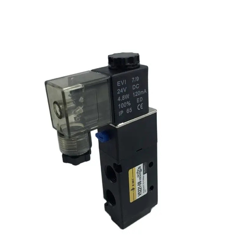 1PCS Solenoid วาล์ว V5221-08 EMC V5221-06 AC220V DC24V 2 ตําแหน่ง 5 Way วาล์วย้อนกลับอุปกรณ์เสริม Y