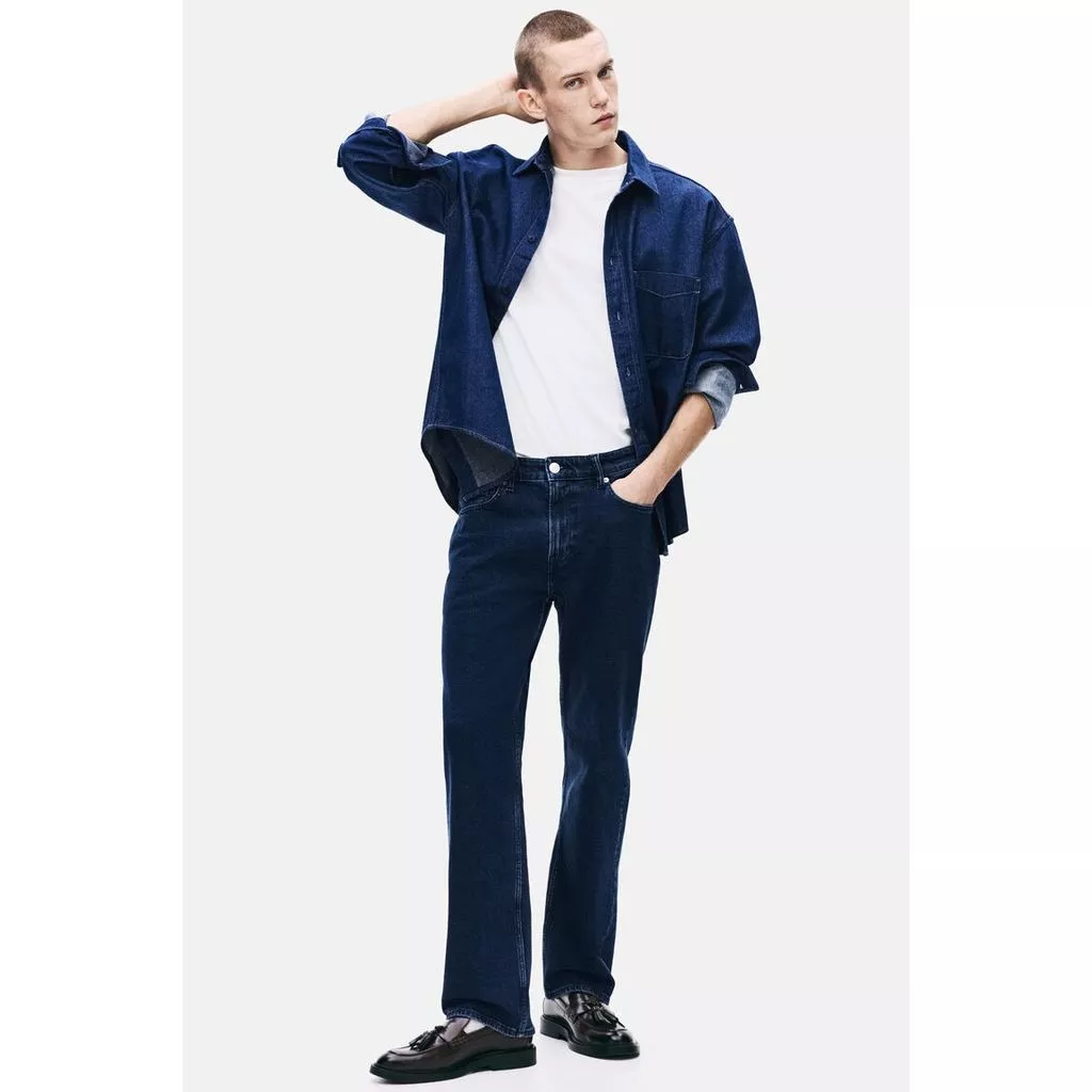 H&M(เอชแอนด์เอ็ม) กางเกงยีนส์ทรงตรง ความยาวปกติ Men Straight Regular Jeans 1311674_1